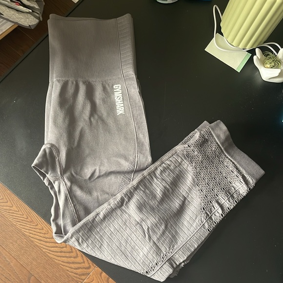 Gymshark Energy Seamless Cropped Leggins - Picture 2 of 3